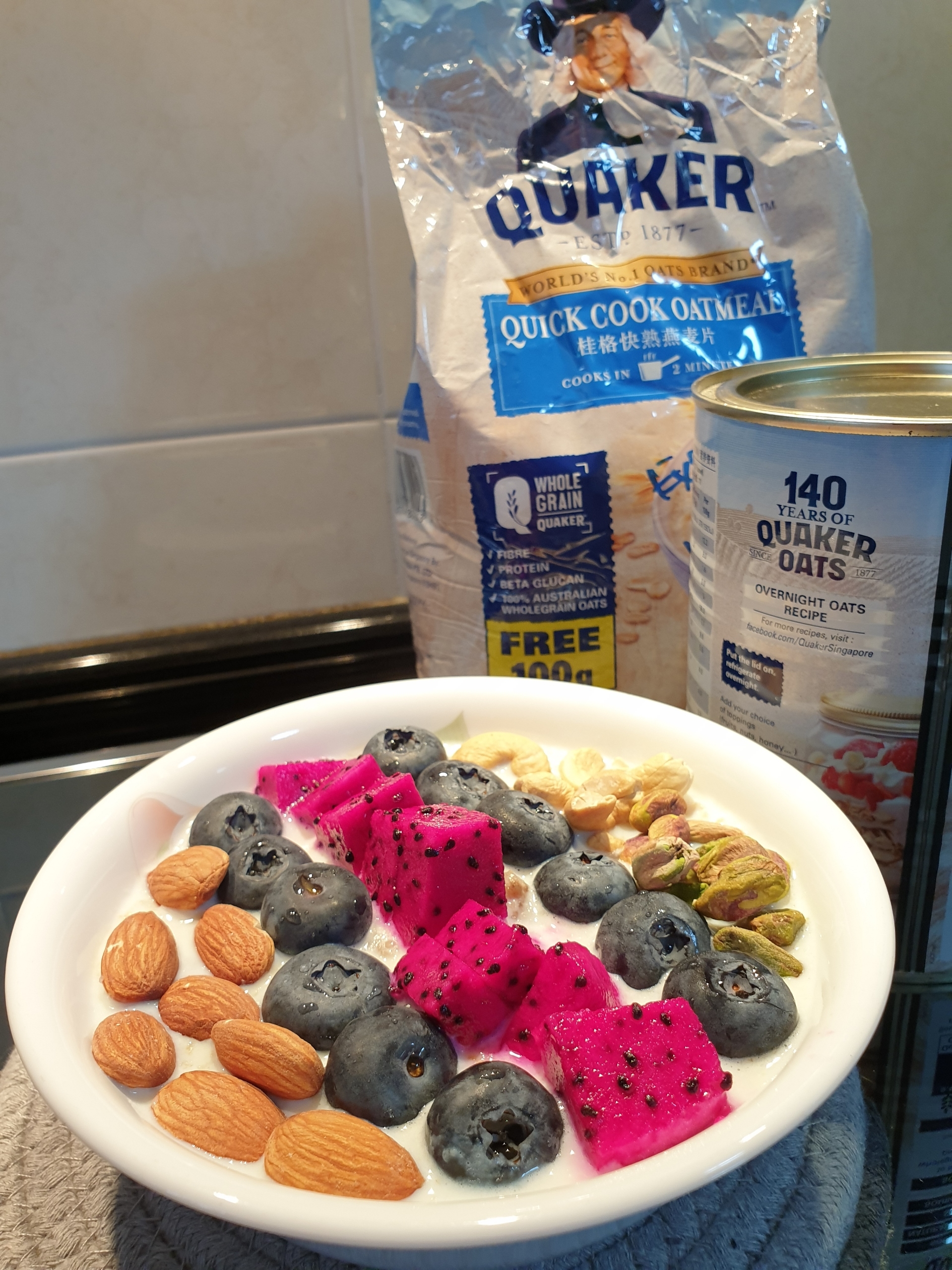 Fruity oatmeal