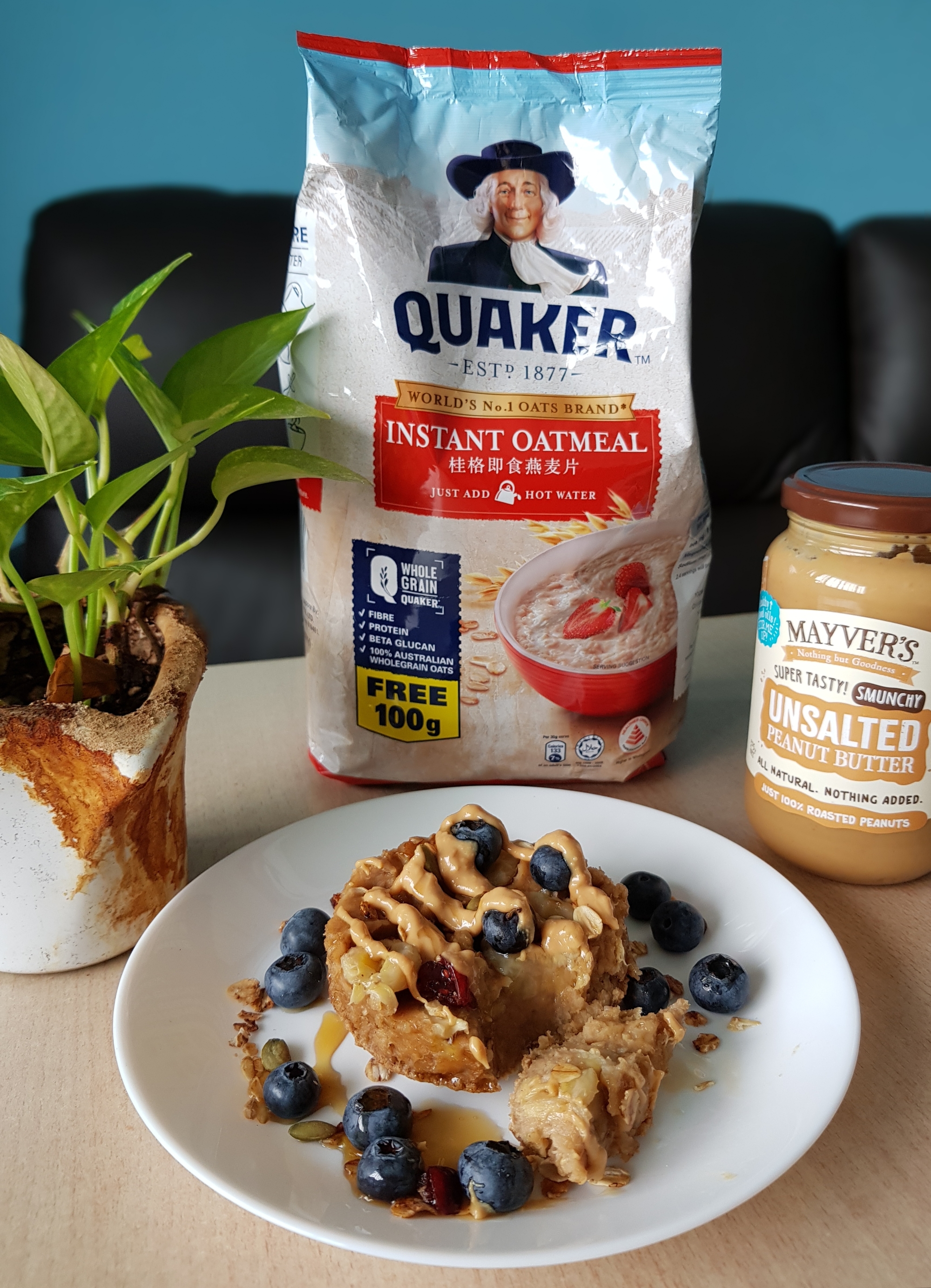 Baked peanut butter oats