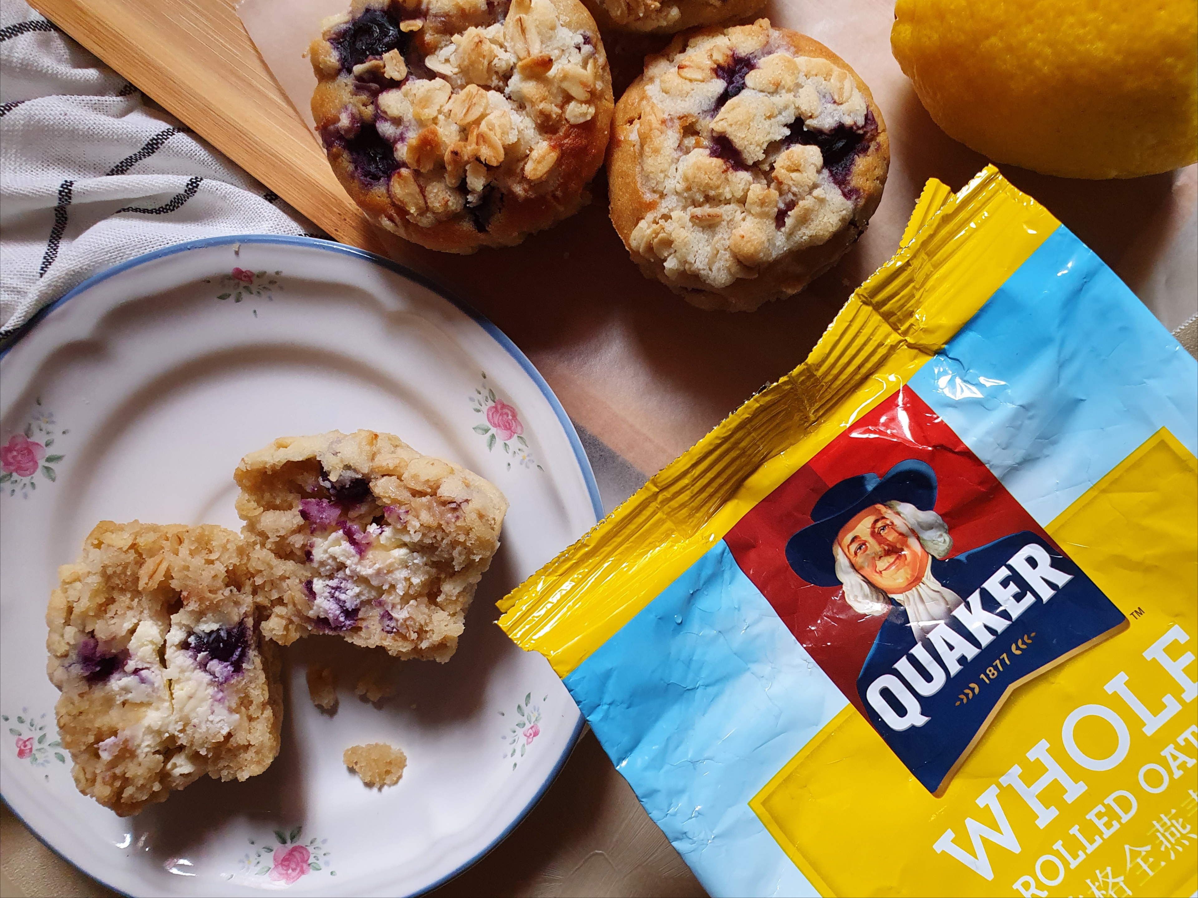 Blueberry Oatmeal Muffin with Cream Cheese Filling