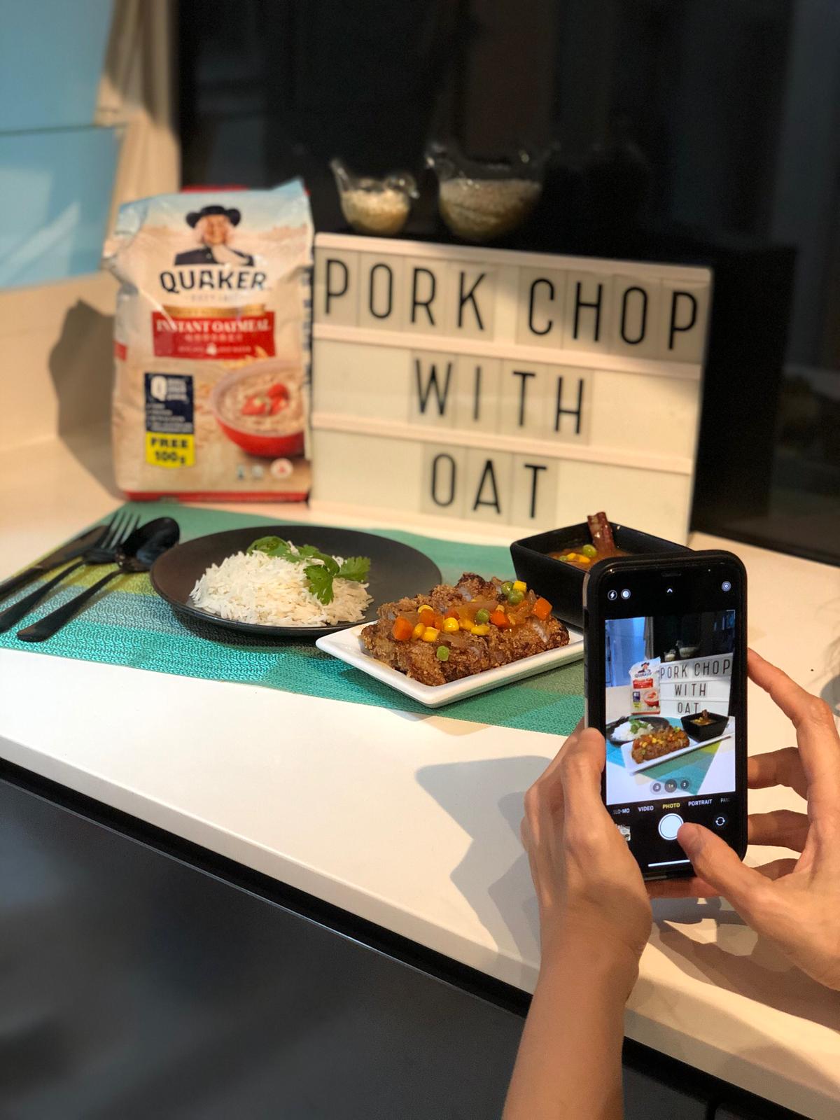 Hainanese style Pork Chop with grind Quaker oat and Quaker oat sauce