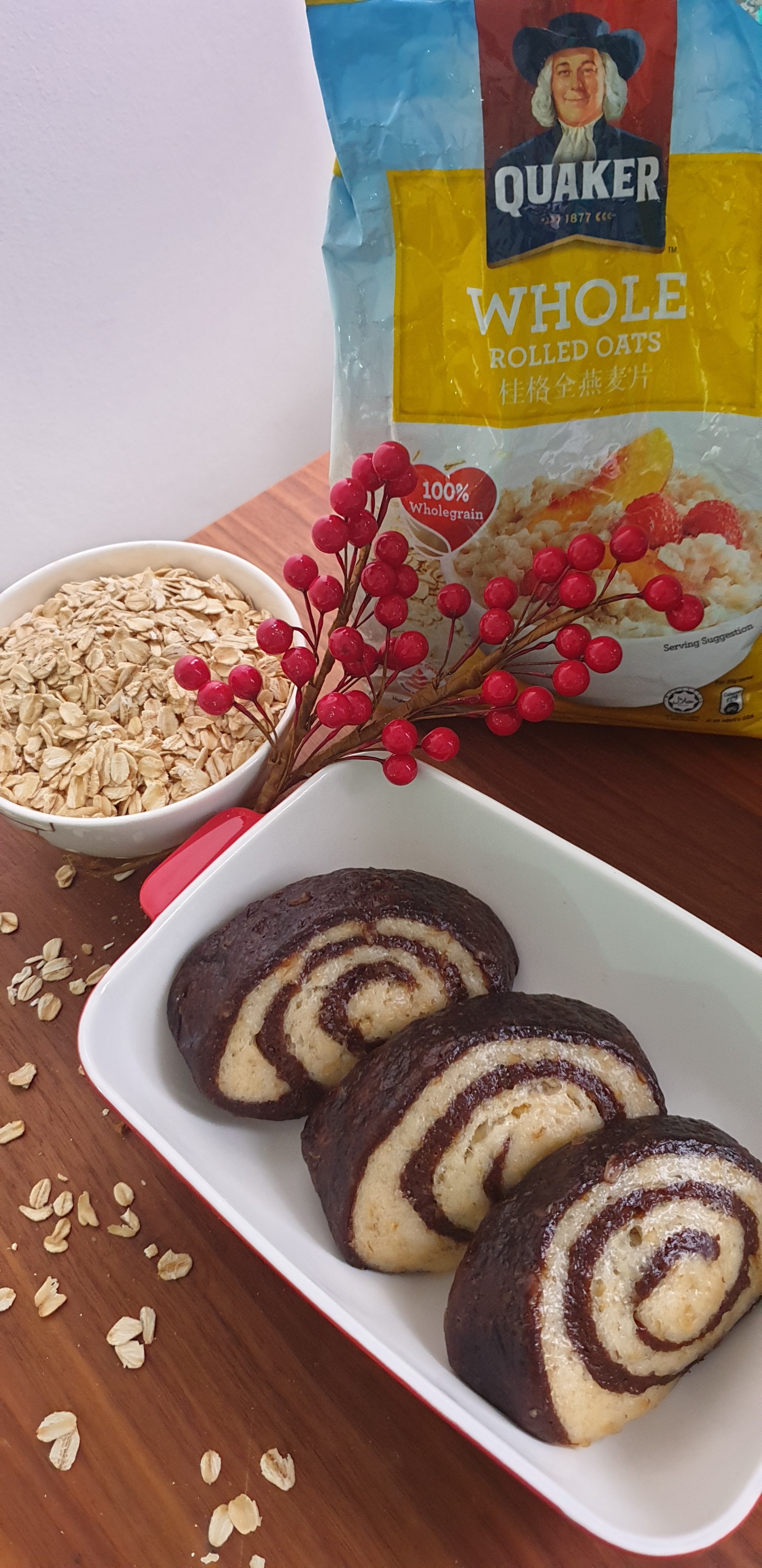 Cocoa Spiral Oat Steamed Bun