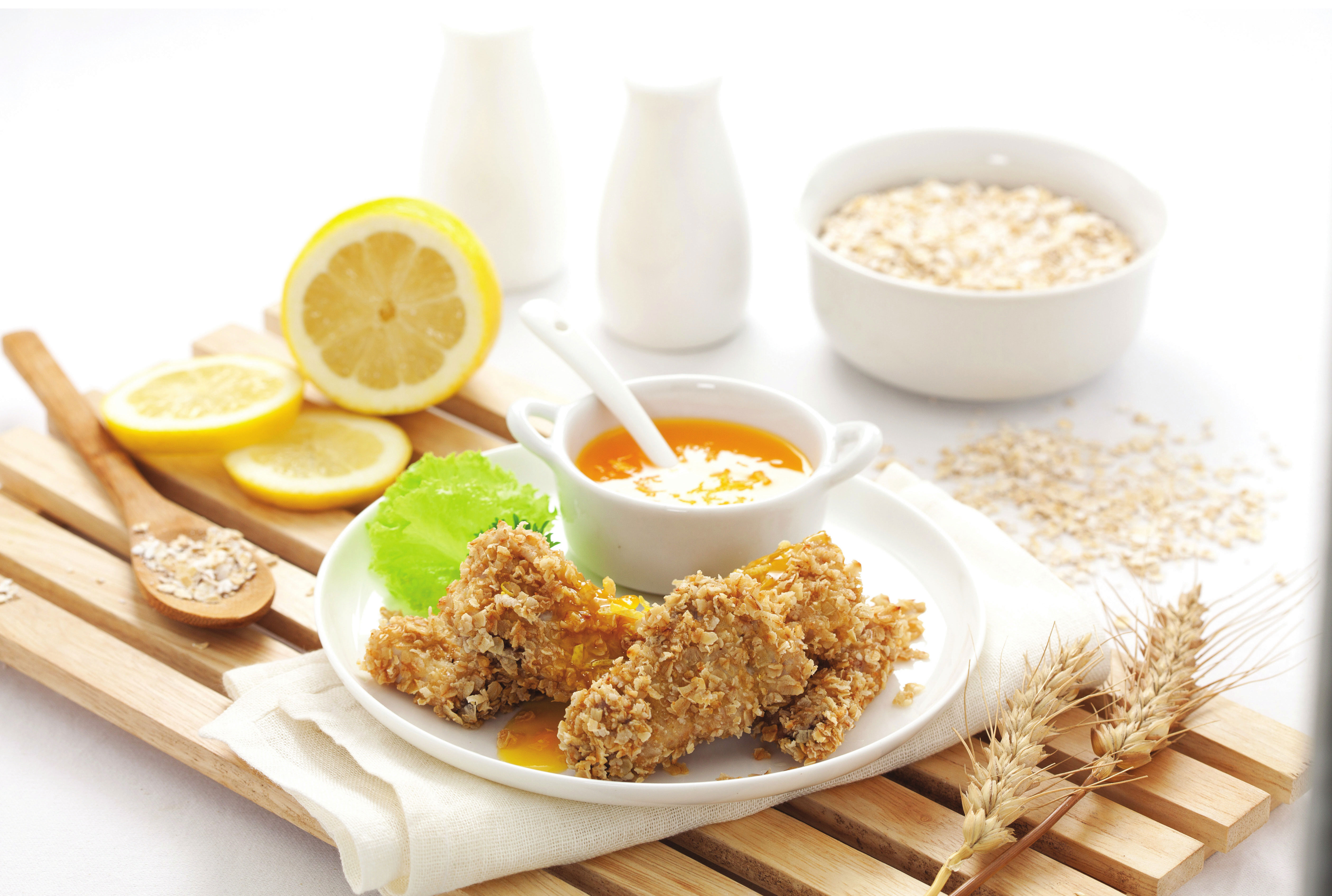 Oaty Pan Fried Fish with Lemon Sauce
