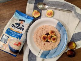 English Porridge with Caramelised Figs and Strawberry Compote