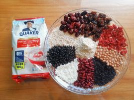 Oats Treasure Porridge (Wholesome meal suitable for the young and old)
