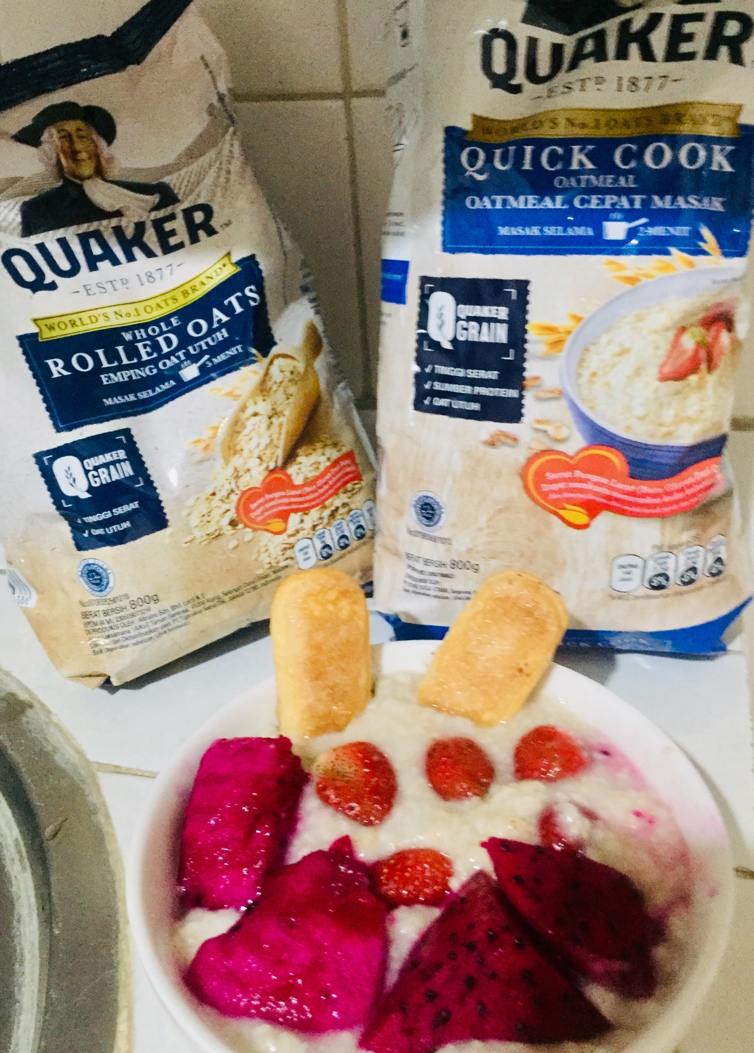 Mixed fruits nuts rolled oats