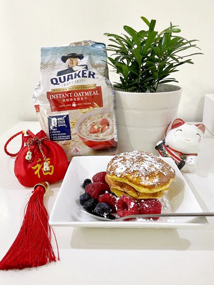 Fluffy Oatmeal Pancake