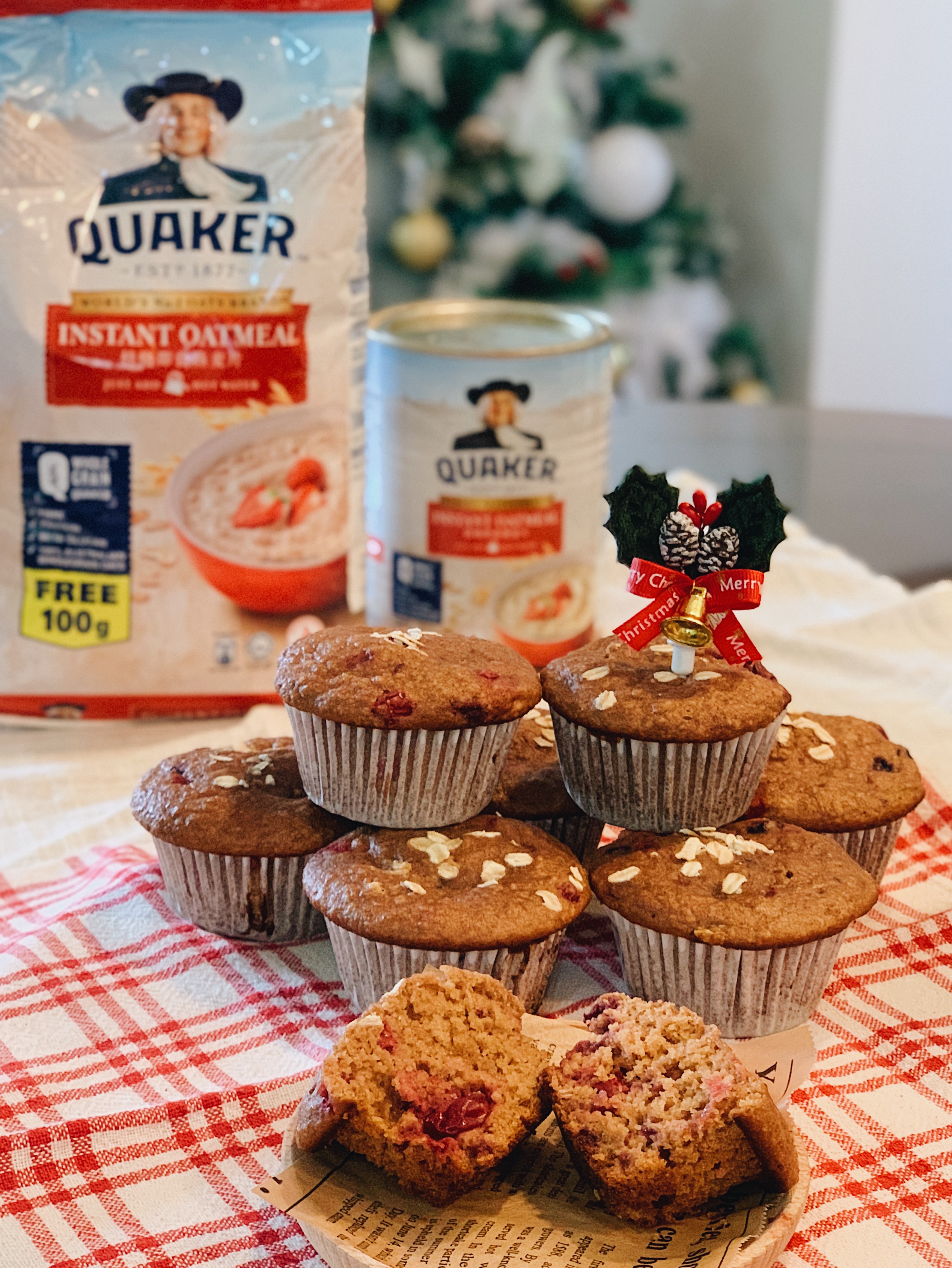 Oatmeal Berry Muffins (Gluten-free)