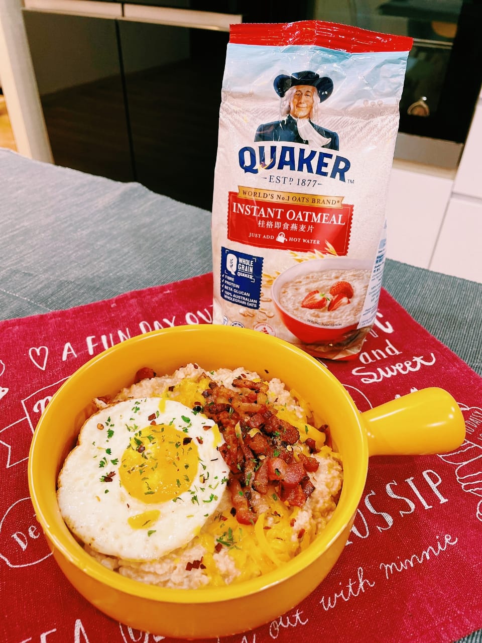 Savoury Cheesy Oatmeal with Bacon